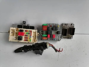 CENTRALINA INIEZIONE 51800796 ALFA ROMEO 147 (W8) (10/04>07/11 - Foto 1 di 4