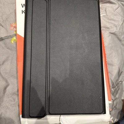 IVSO Wireless Magnetic Removable Bluetooth Keyboard Case for iPad Tablet  - Image 1 of 4