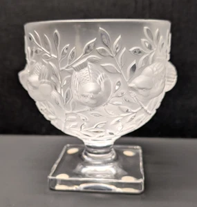 Lalique Elizabeth Vase Frosted Crystal Birds & Leaves Crystal Signed *Read* - Picture 1 of 8