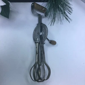 Vintage Egg Beater Manual Mixer Ekco With Wood Handle - Picture 1 of 7