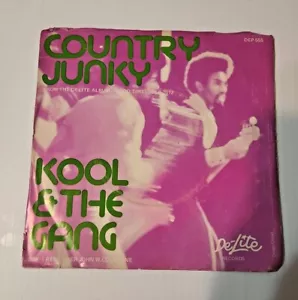 Kool & The Gang: Country Junky / I Remember John W. Coltrane 45 - Like New - Imagen 1 de 2