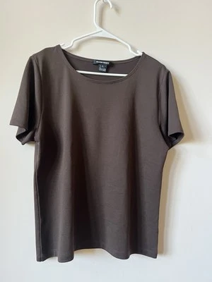 Camiseta Mujer Ellen Tracy Seda Marrón Camiseta Sólida Básica Terrosa Suave Comodidad Foto 1 de 4