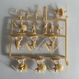 Hut römische Katapulte & Truppen - Modellbausatz im Maßstab 1:72 - 8035 - 1 Anguss - Bild 1 von 6