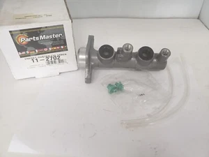 PARTSMASTER 11-2702  MASTER CYLINDER, NIB - Picture 1 of 4