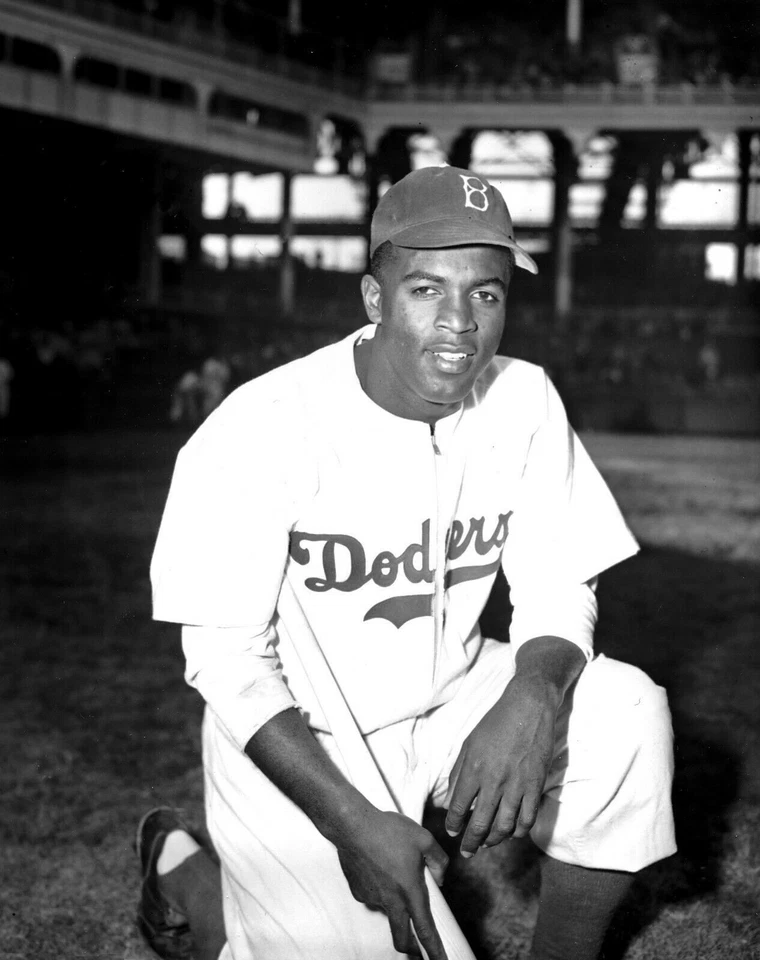 JACKIE ROBINSON 8X10 GLOSSY PHOTO PICTURE IMAGE #2 - Image 1 of 1