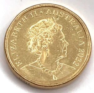 ORIGINAL 2022 AUSTRALIAN $2 TWO DOLLAR COIN - CIRC - Picture 1 of 2