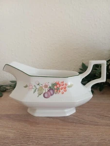 Johnson Brothers Floras Fruity Pink Floral Gravy Boat Green Edge Vintage 19x9cm - Picture 1 of 7