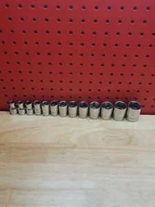 Juego de enchufes poco profundos cromados Snap-on 3/8"-1-1/8" 13 piezas BONITO 1/2" Drive 6 puntos - Imagen 1 de 12