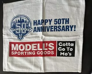 NY METS ASCIUGAMANO RALLY SGA 50° ANNIVERSARIO MODELLI CITI FIELD - Foto 1 di 3