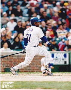 SAMMY SOSA CHICAGO CUBS OFFICIAL MLB BASEBALL COLOR UNSIGNED 8X10 PHOTO 1 - Picture 1 of 1