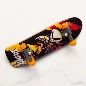 Tech Deck Blind Skateboards Reaper Doomsday Fingerboard Skate Cruiser Shape Rare - Bild 1 von 3