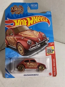 2021 Hot Wheels Holiday Racers 4/5 - VOLKSWAGEN BEETLE - 96/250 - Love - GRY79 - Picture 1 of 12