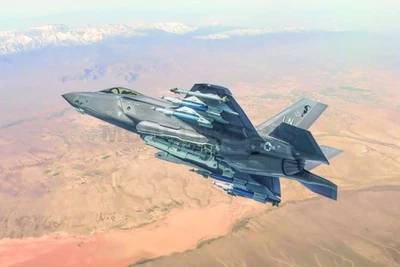 ITALERI 1464 1/72 F-35A Lightning II Beast Mode - Immagine 1 di 4