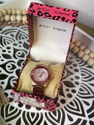 Reloj Betsey Johnson Icónico Rosa Madreperla + Estrás Tono Dorado SIN PROBAR Foto 1 de 4