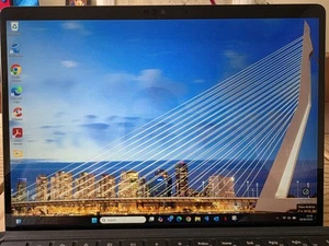 Microsoft Surface Pro X with Microsoft keyboard & mouse. 265GB, 8GB RAM - Afbeelding 1 van 13