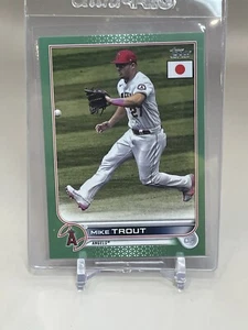 Topps 2022 edición Japón verde jade/75 Mike Trout #200 - Imagen 1 de 4