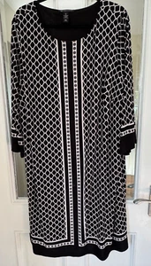FAB INC BLACK & WHITE ROUND NECK PATTERNED LINED 3/4 SLEEVED DRESS SIZE 3X (24)! - Picture 1 of 6