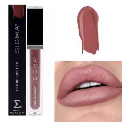 Lápiz labial líquido mate Sigma Beauty “nuevo mod” color de labios malva nude - ligero Foto 1 de 4