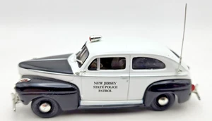 First Response 1/43 New Jersey State Police 1941 Ford Tudor Limousine Polizeiauto - Bild 1 von 6