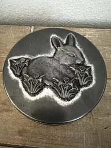 Vintage Pewter Metal Tin 3D Rabbit Bunny In Flowers On Lid Aged Finish Metzke - Picture 1 of 9