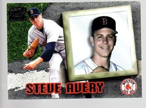 Pacific Invincible Silver #13 1998 Steve Avery - Imagen 1 de 1