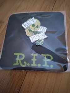 Loot Fright R.I.P. Rest In Puke Exclusive Enamel Pin - Picture 1 of 2