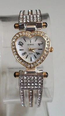 RELOJ BRAZALETE MUJER MODA VESTIR ELEGANTE PIEDRAS CORAZÓN ACABADO PLATA Y ORO Foto 1 de 4