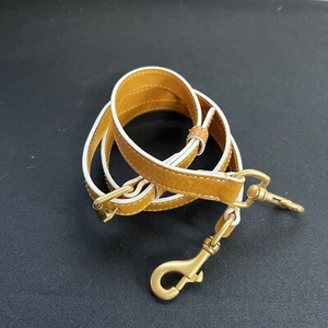 Correa para bolso de cuero marrón claro con clips de herrajes de oro cepillado - Imagen 1 de 2