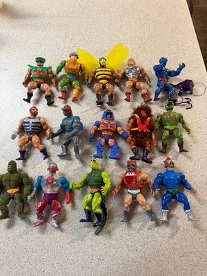 Lote de 15 figuras de acción de juguete Mattel He-Man Masters of the Universe años 80 de colección Foto 1 de 4