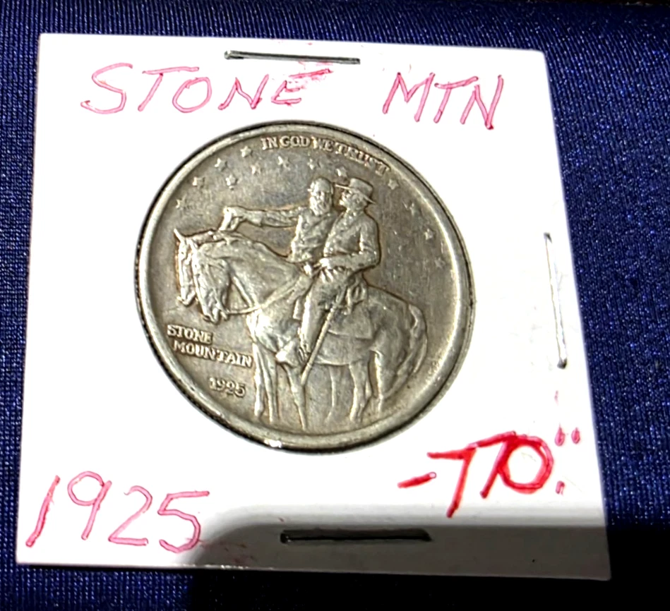 1925 50C Stone Mountain Silver Commemorative COIN. - Image 1 of 2