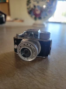 1950's Hit Camera Vintage Japan - Picture 1 of 6