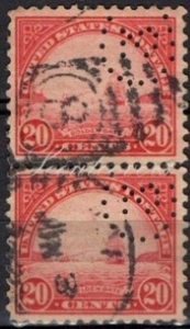Perfins USA 1923, Sc567 2x 20c Golden Gate Bridge. Used C& - Picture 1 of 3