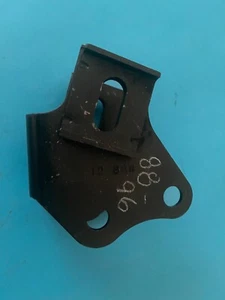 1988-96 c4 corvette camber ADJUSTMENT BRACKET GM USED 10097802 - Picture 1 of 1