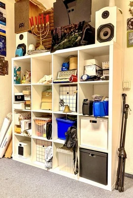 IKEA Kallax Regal - Weiß, 147 x 147cm (302.758.61) - Bild 1 von 2