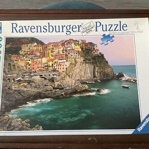 2000-Piece RAVENSBURGER Puzzle CINQUE TERRE, ITALY (2009) Scenic Italian Coast - Picture 1 of 9