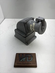VR1042 Killark 100A 3P4W Buchse mit Backbox und Adapter Full Setup VJ57 - Bild 1 von 4