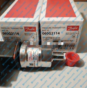 ONE new Danfoss AKS33 060G2114 pressure transmitter - Picture 1 of 1