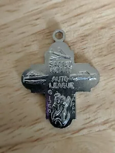 Medaglia cristiana vintage San Cristoforo GESÙ CRISTO 1960 3 vie surfisti GIAPPONE - Foto 1 di 4