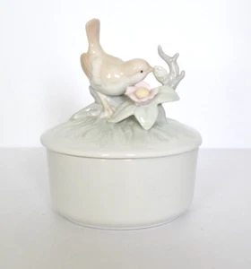 George Good Porcelain Bird Trinket Box Flowers Branch - Picture 1 of 11