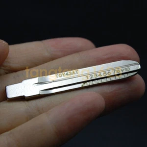 NO.02 10pcs TOY43AT Shearing Key Blade for Toyota Camry Reiz Engraved Line Key - Picture 1 of 3
