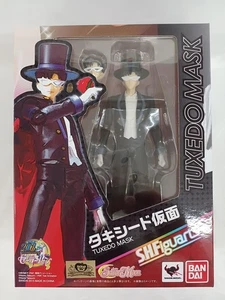 BANDAI S.H.Figuarts Tuxedo Mask Sailor Moon Action Figure Anime Japan - Picture 1 of 4