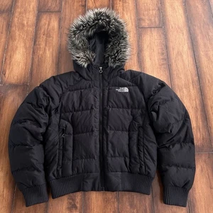The North Face Damen Small Nuptse Faux Fur Puffer Jacket Black Down - Bild 1 von 13