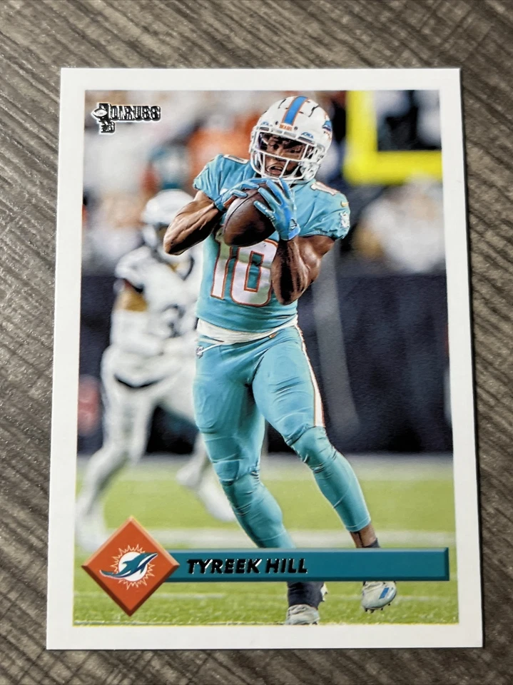 2023 Donruss Football, Retro 1993, Tyreek Hill, Miami Dolphins, #R93-23 - Image 1 of 4