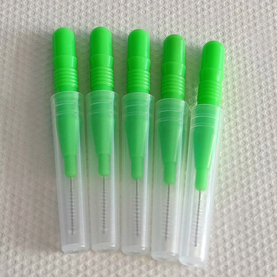 50Pcs Dental Plastic Interdental Brush Floss Sticks Tooth Head Oral Hygiene - Image 1 of 1