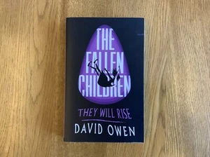 The Fallen Children by David Owen 2017 Signed - Picture 1 of 2