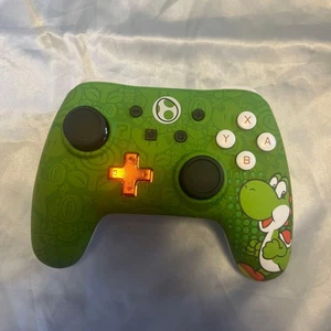 Nintendo Switch Yoshi Wired Controller Green Used/Tested - Picture 1 of 3