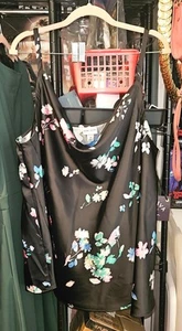 NWT Flowery, Satin Top Size 2X - Picture 1 of 3