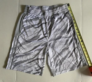 ADIDAS Shorts YOUTH Boys XL (18/20) CAMO GRAY WHITE 100% Recycled Polyester ExC - Picture 1 of 10