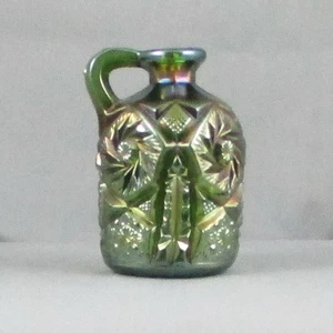 CAMBRIDGE NEARCUT #2675 BUZZ SAW GREEN CARNIVAL GLASS SMALL CRUET NO STOPPER - Picture 1 of 5