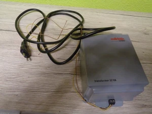 Märklin 66322 Trafo 32 VA . - Bild 1 von 3
